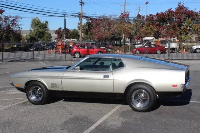 1971fordmustangmach 165217 milessilverfastbackspecialty sales classics – pleasan