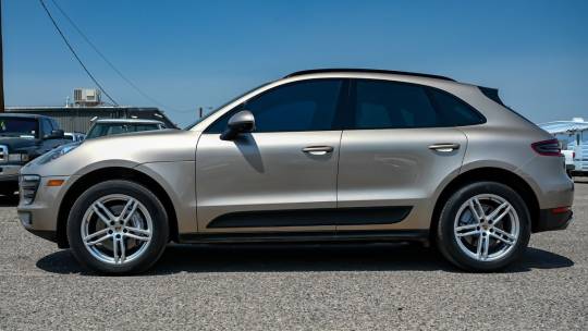 2016 Porsche Macan