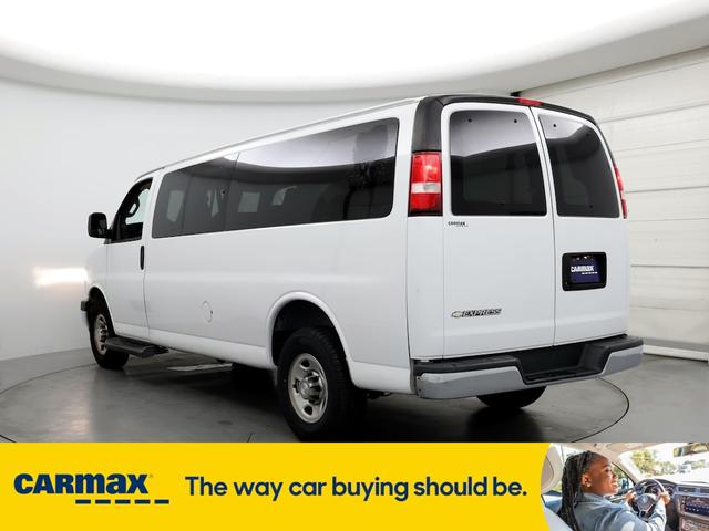 2019 chevrolet express 3500 lt