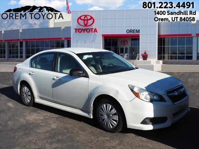 2013 subaru legacy base