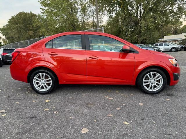 2013 chevrolet sonic lt