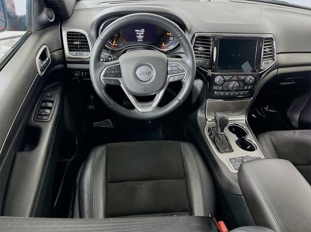 2022 jeep grand cherokee laredo