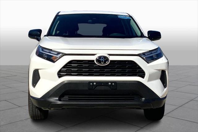 2023 toyota rav4 le