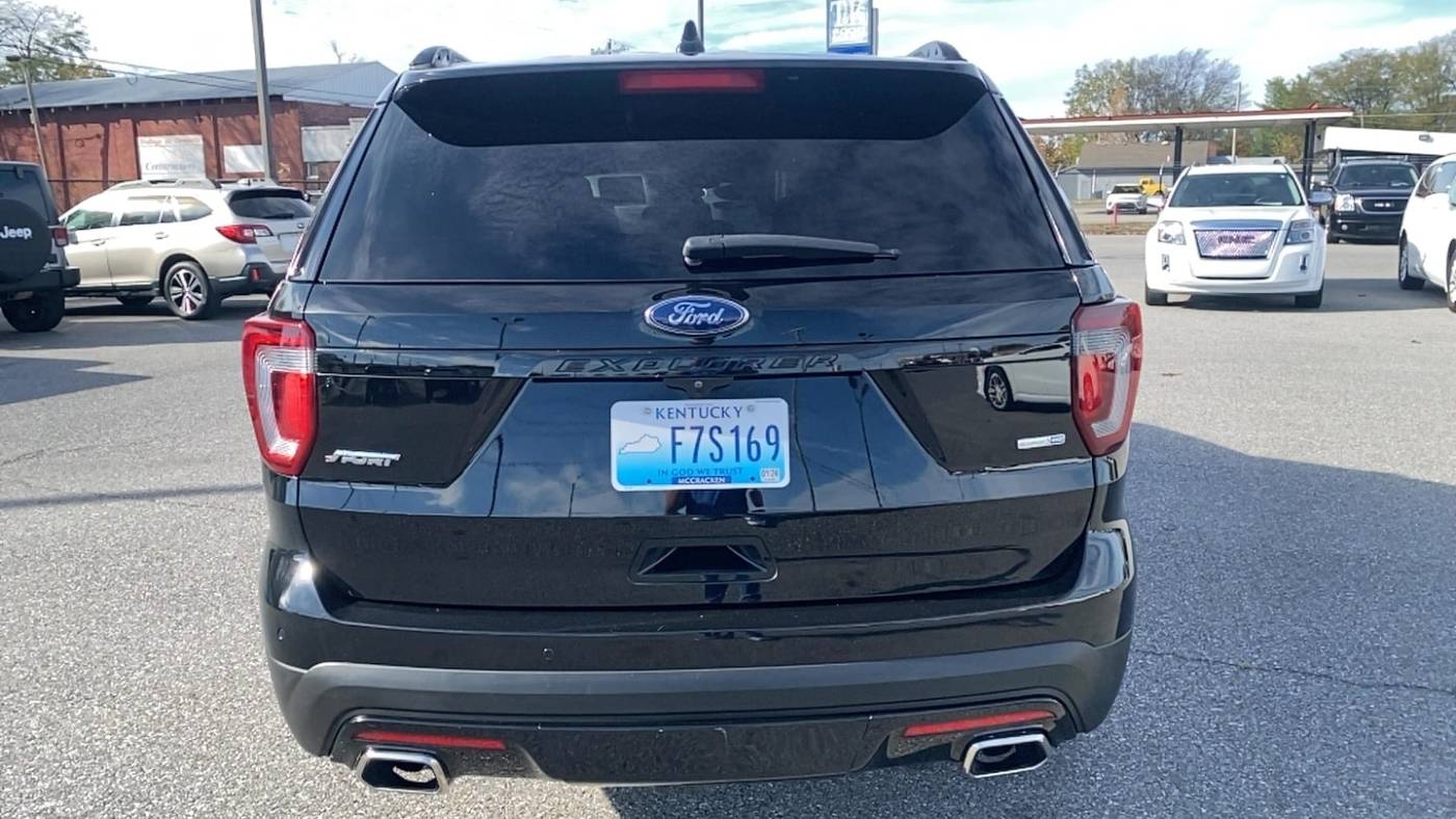 2017 ford explorer sport