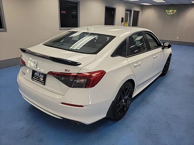 2023 honda civic si base