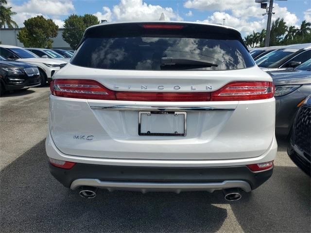 2019 lincoln mkc standard