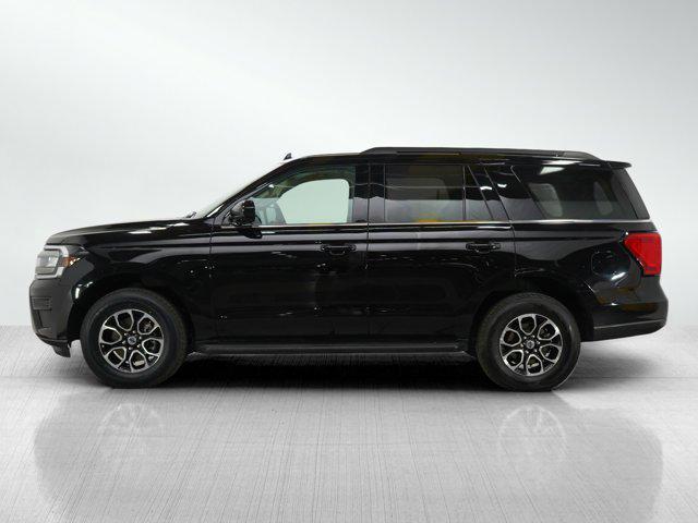 2022 ford expedition xlt