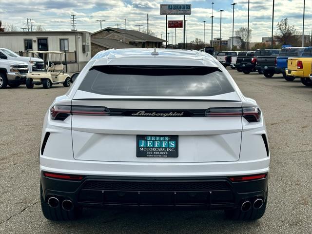 2022 lamborghini urus graphite capsule