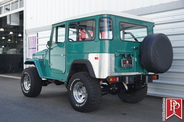 1974 toyota fj40 landcruiser, deep green & white, v8 coversion