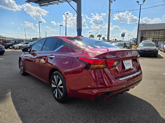 2022 nissan altima 2.5 sv