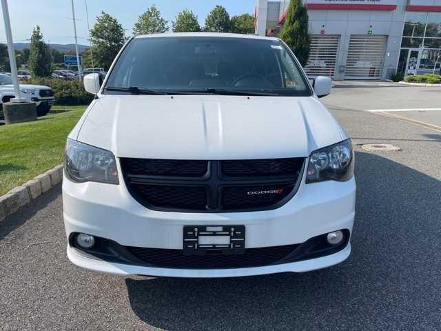 2018 dodge grand caravan se