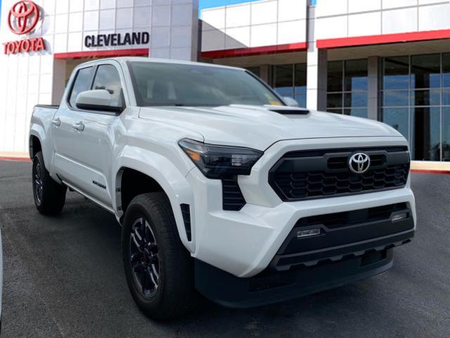 2024 toyota tacoma trd sport