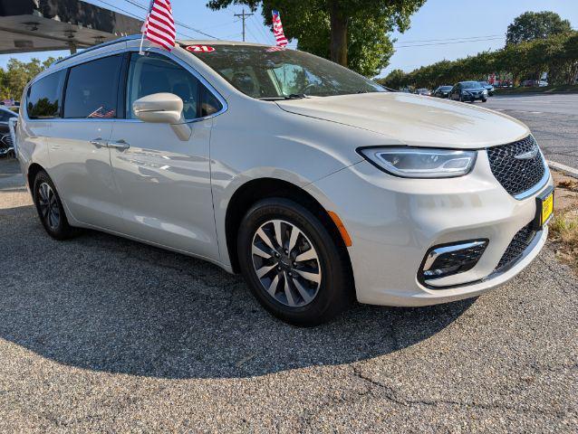 2021 chrysler pacifica touring l