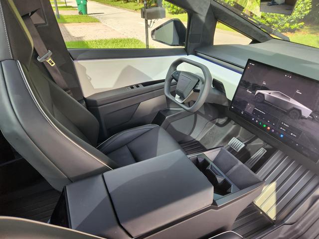 2024 tesla cybertruck awd