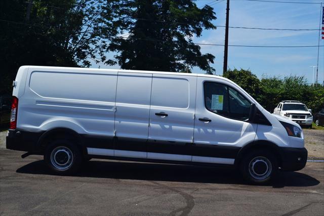 2020 ford transit-250 base