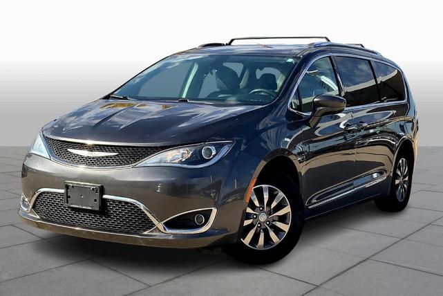 2019 chrysler pacifica touring-l plus