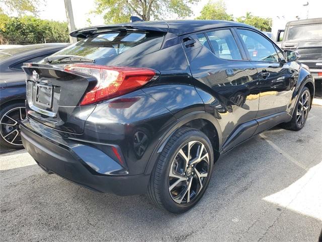 2021 toyota c-hr xle