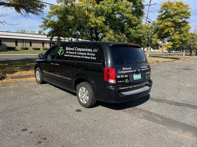 2014 ram cargo tradesman
