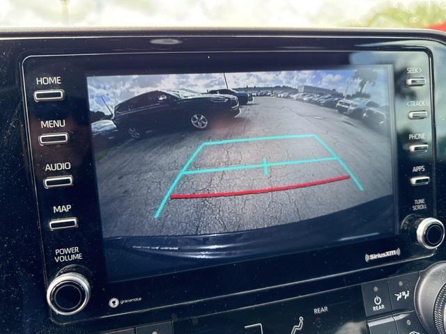 2021 toyota highlander l