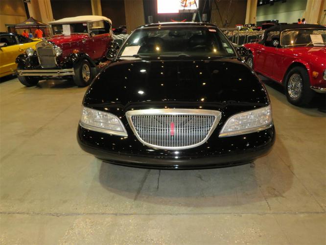 1998 lincoln mark viii in biloxi, mississippi