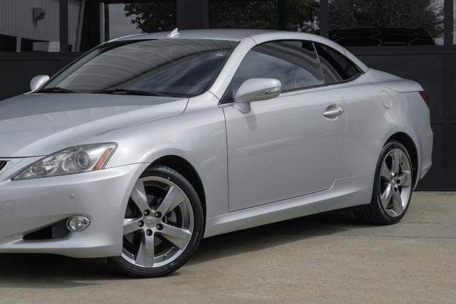 2010 lexus is 250c base