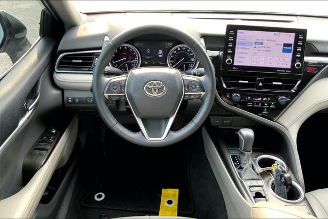 2022 toyota camry xle