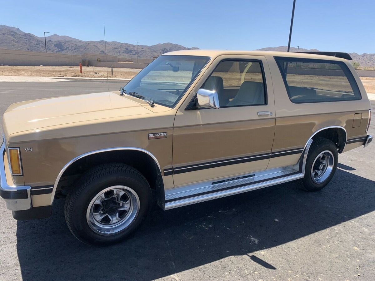 1983 chevrolet s10 blazer suv brown rwd automatic s10