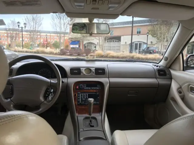 infiniti j30