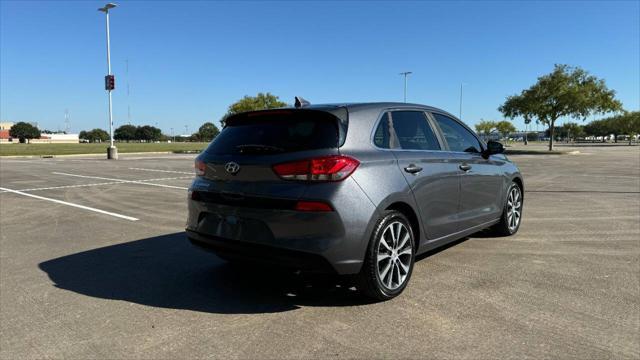 2018 hyundai elantra gt base
