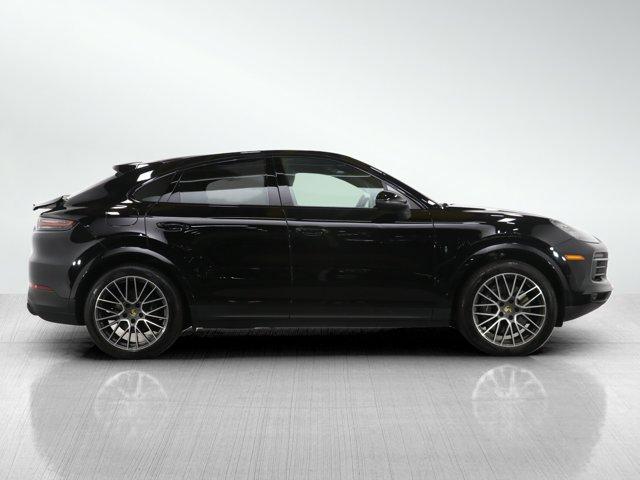 2021 porsche cayenne base