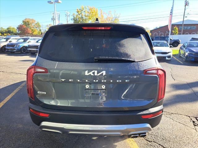 2022 kia telluride s