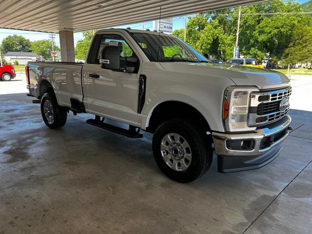 2023 ford f-350 xlt