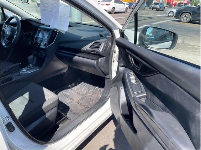 2019 subaru impreza 2.0i