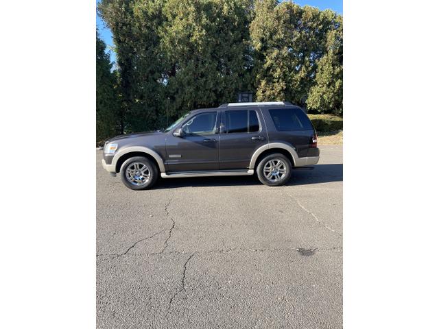 2006 ford explorer eddie bauer