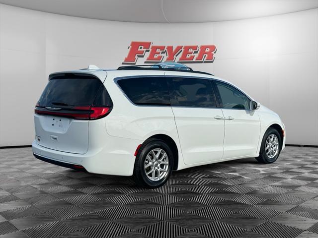 2022 chrysler pacifica touring l