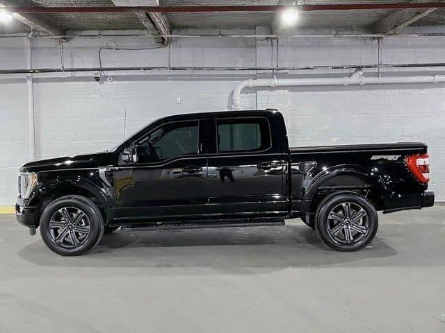 2023 ford f-150 lariat in flushing, new york