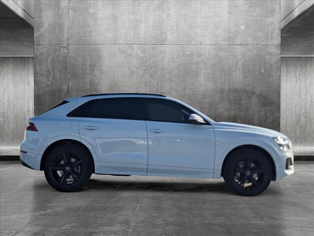 2022 audi q8 55 premium plus