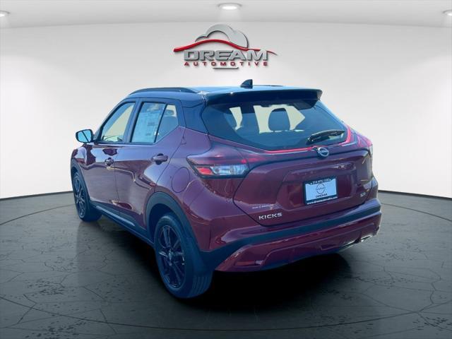2024 nissan kicks sr