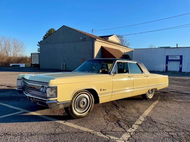 1967 chrysler imperial in hilton, new york