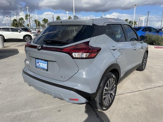 2022 nissan kicks sv
