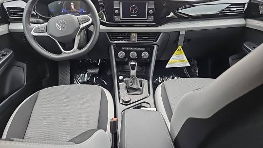2024 Volkswagen Taos