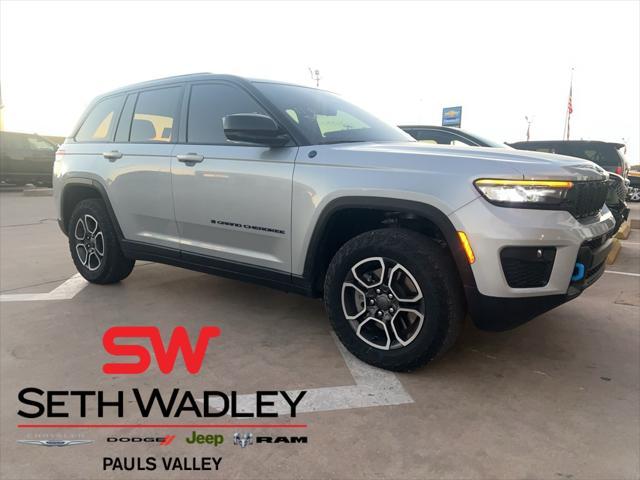 2023 jeep grand cherokee 4xe trailhawk