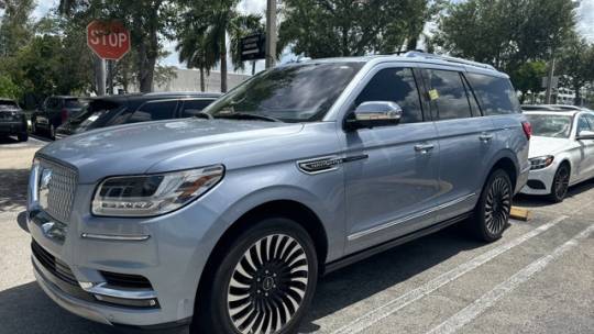 2019 lincoln navigator black label