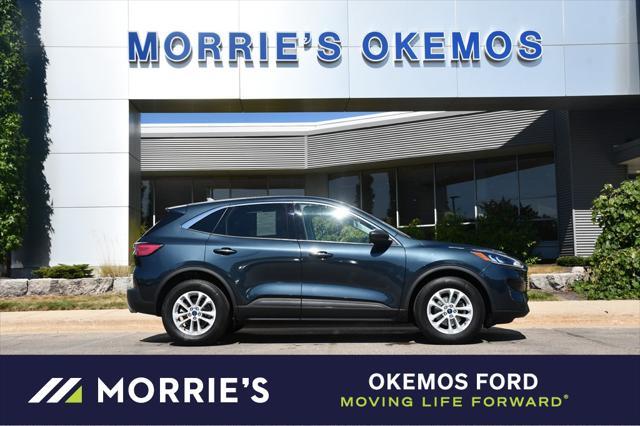 2022 ford escape se