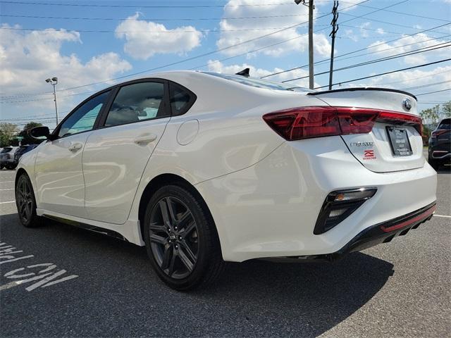 2021 kia forte gt-line