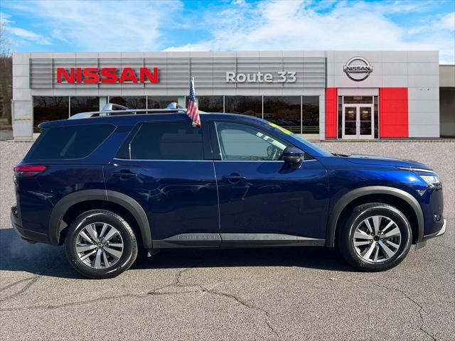 2023 nissan pathfinder sl 4wd