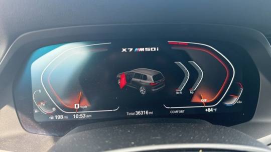 2022 bmw x7 m50i