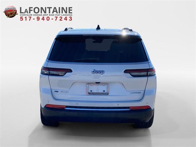 2022 jeep grand cherokee l laredo