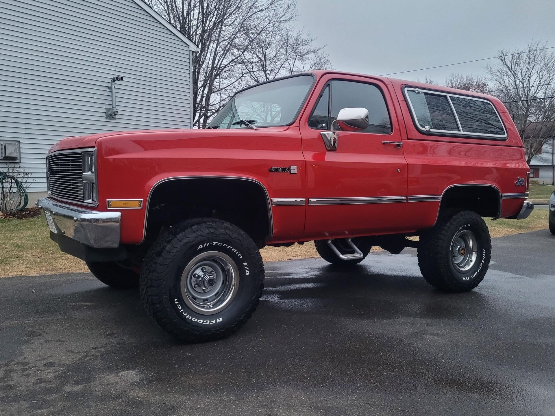 1982 gmc jimmy sierra classic 4x4 with a 350 v8