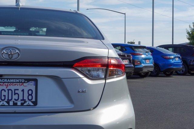 2022 toyota corolla le